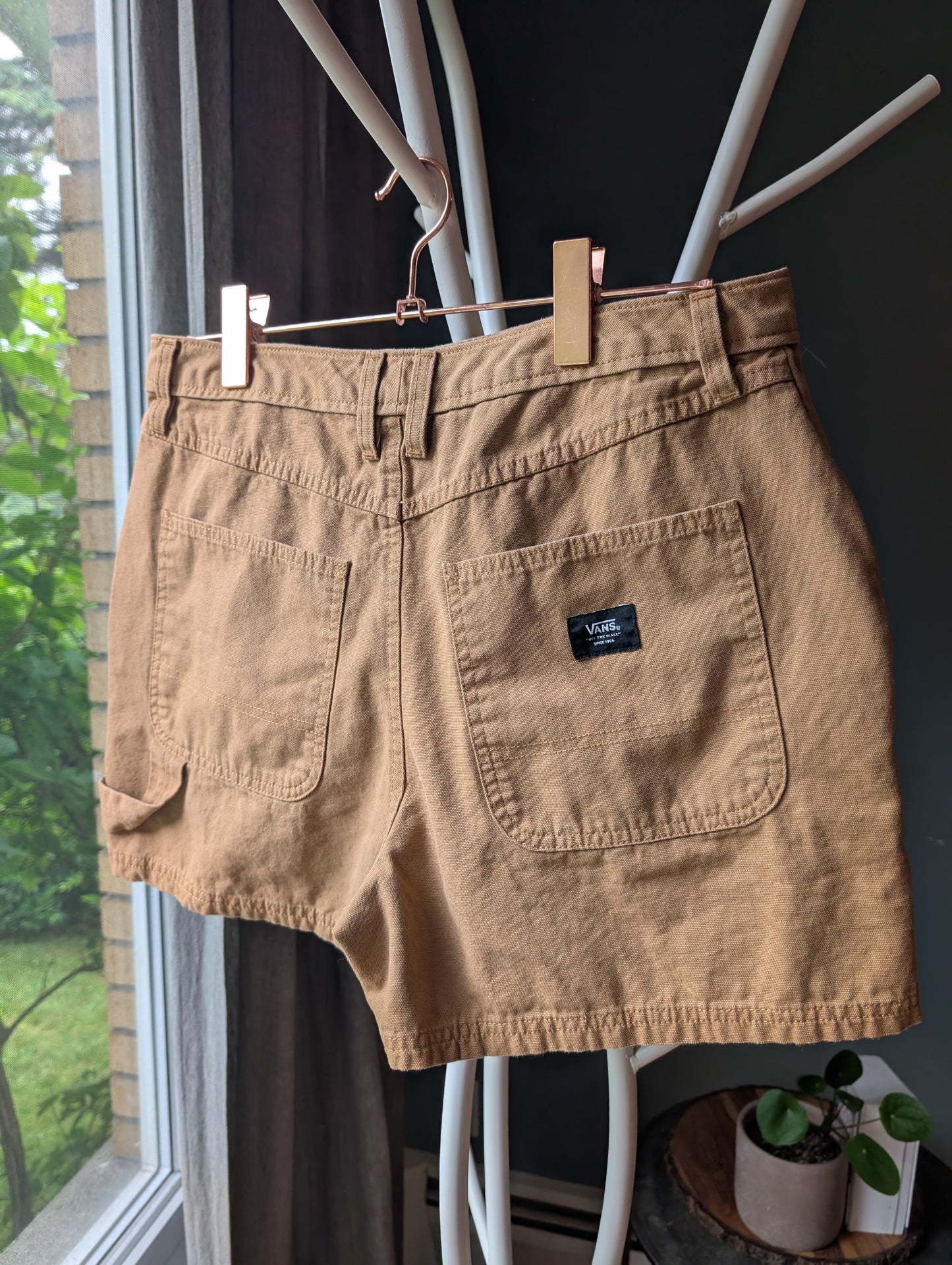 Short Vans Medium