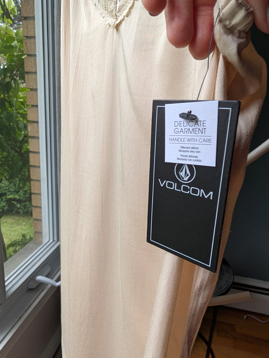 VOLCOM robe small